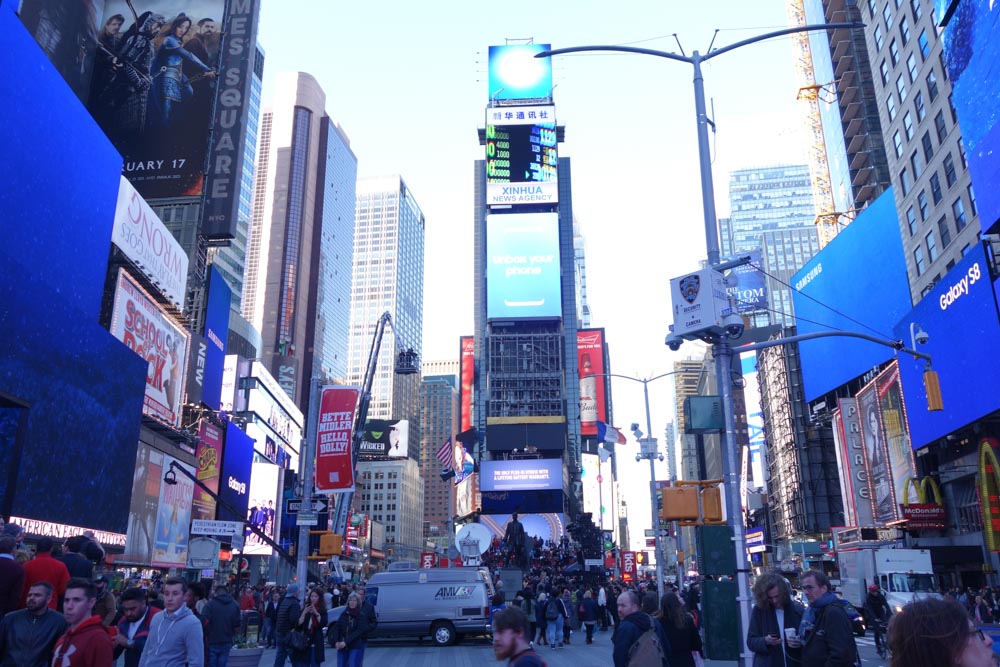 タイムズスクエアの北方向