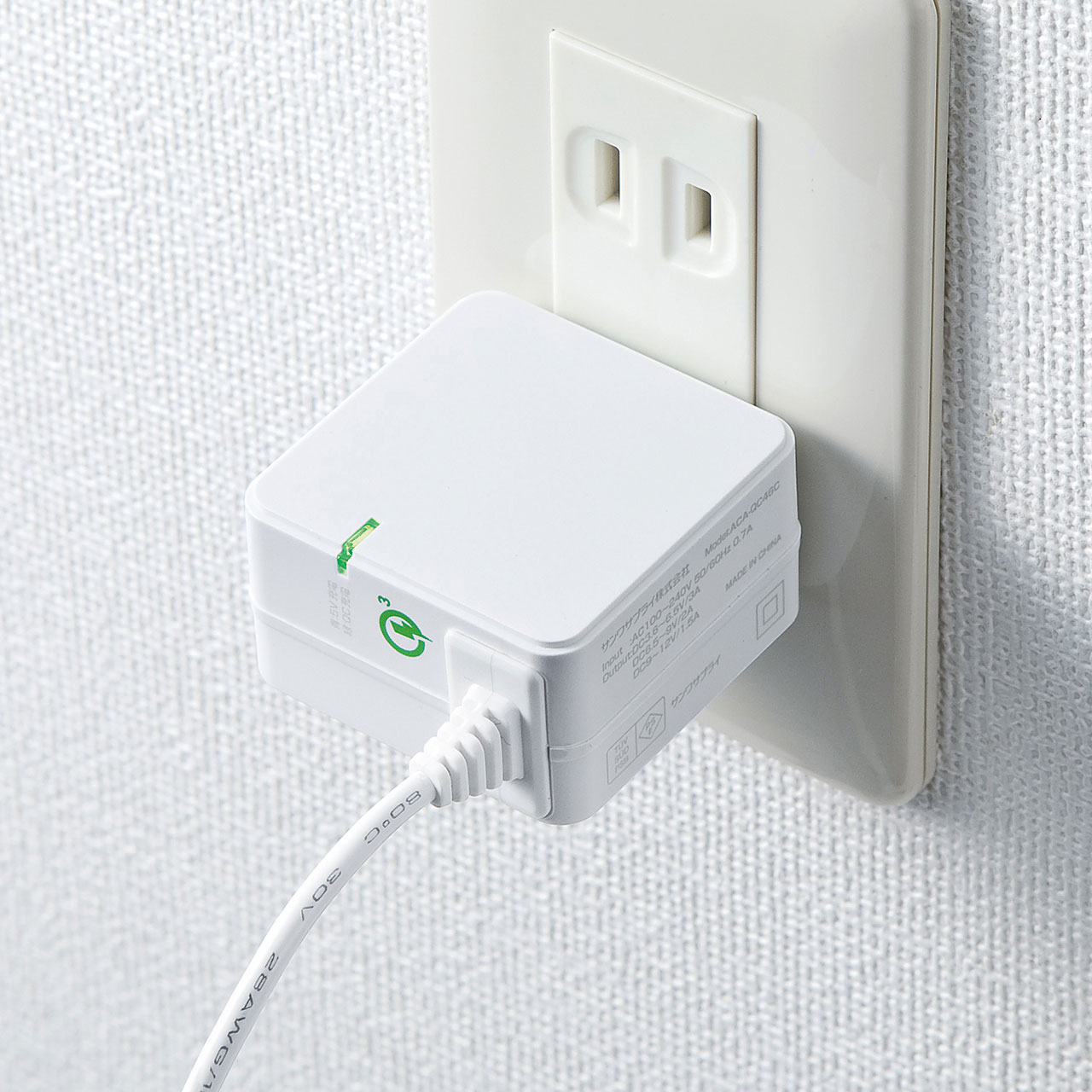 「ACA-QC46CW」（ホワイト）