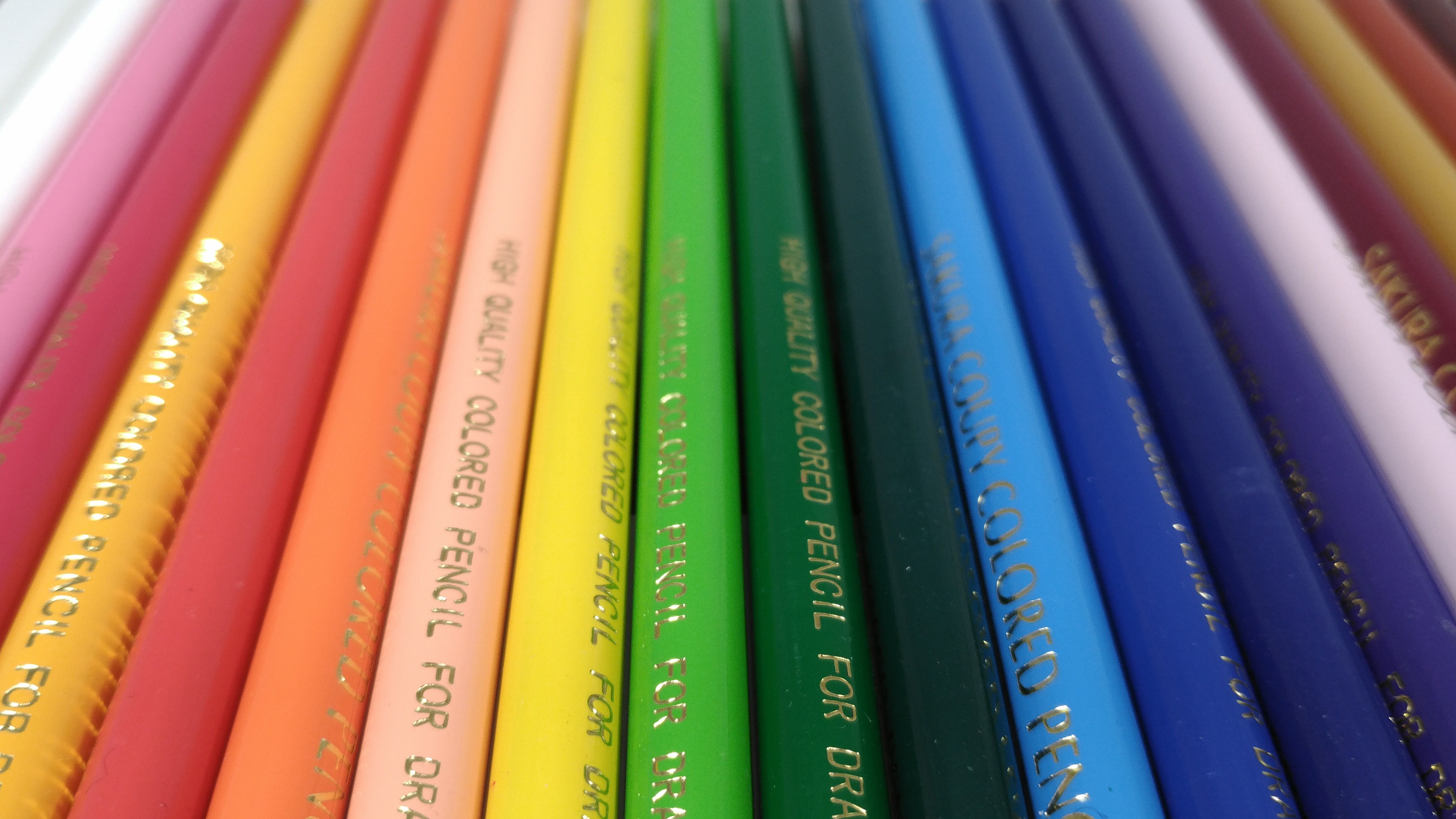 撮影サンプル（5448×3088ドット、リンク先は無加工）