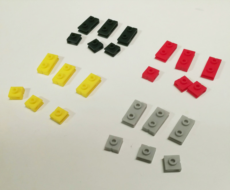 SサイズとMサイズの2種類、カラーは1パッケージに4色、24個入りだ