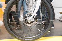 オランダ発の次世代スマートバイク「VanMoof」に“東京モデル オランダ発の次世代スマートバイク「VanMoof」に“東京モデル