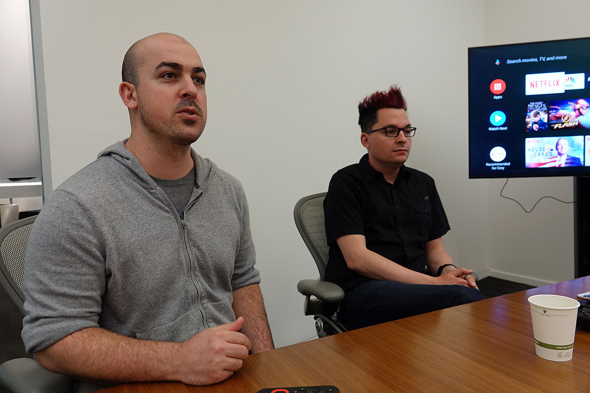Product Manager of Android TVのCory O'Connor氏（写真左）とDirector of Android TVのSascha Prueter氏