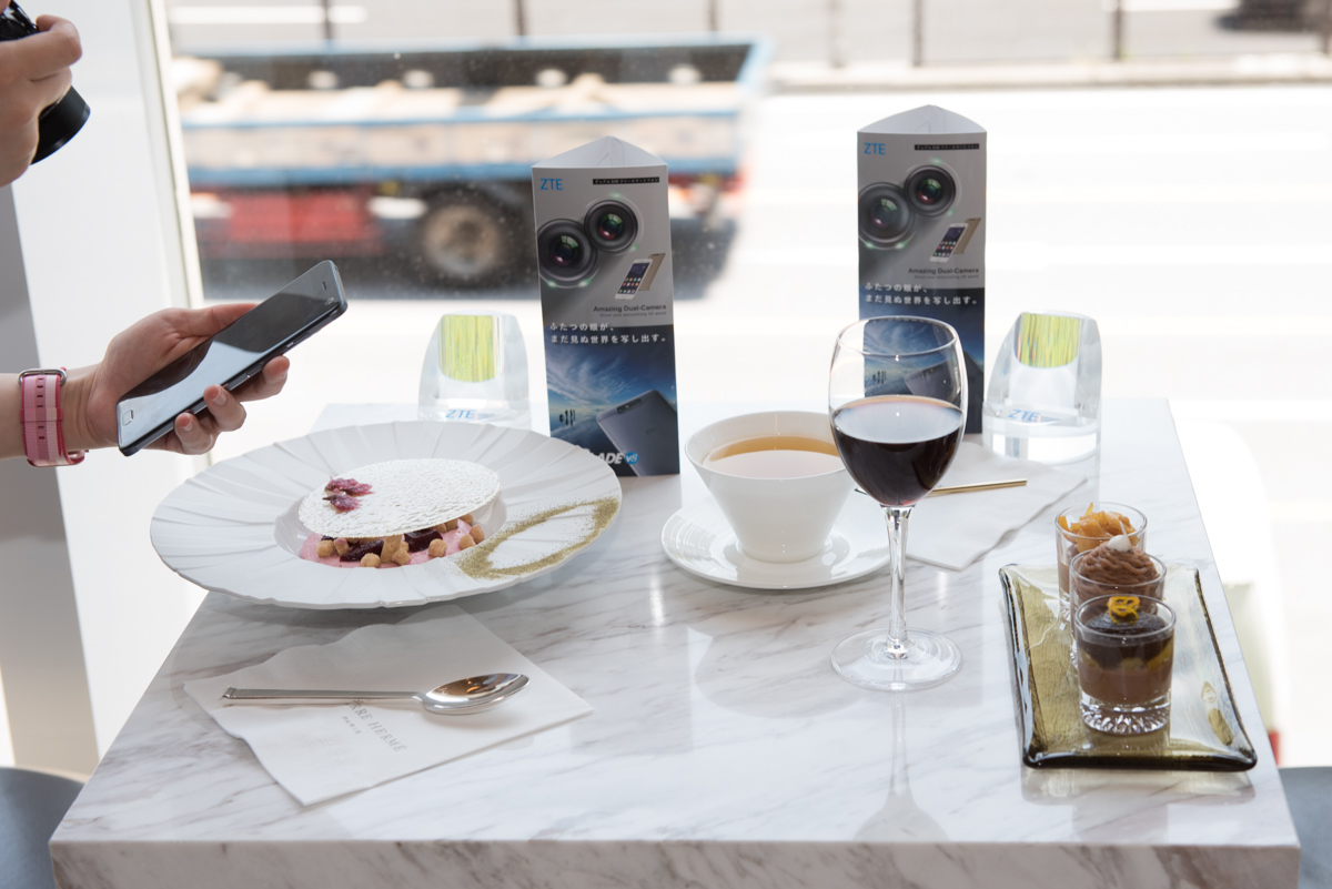 ピエール・エルメのスイーツを撮影