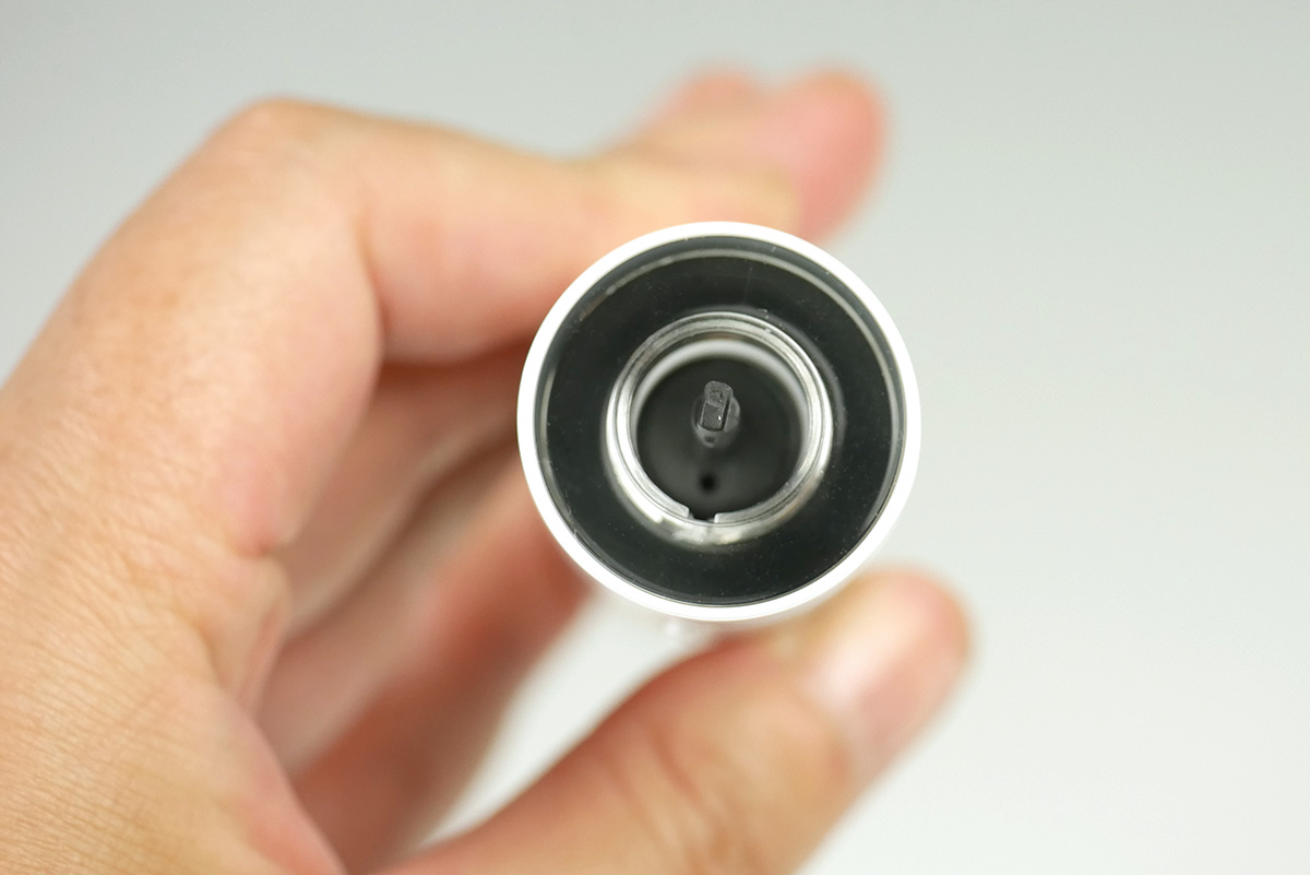 カートリッジをセットしていない状態で本体を上からみたところ