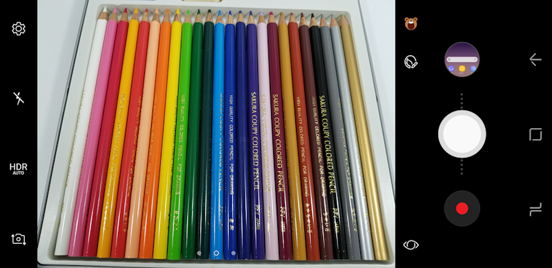 カメラUI（カメラ機能はS8/S8+で共通）