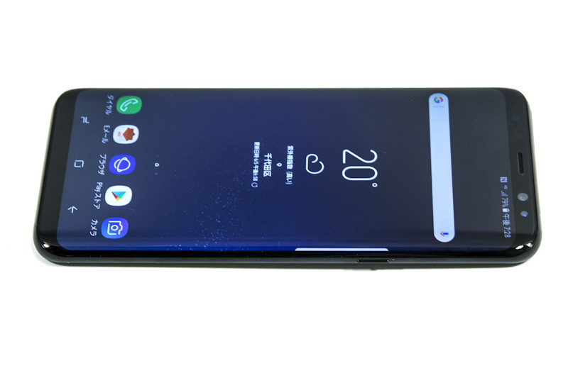 カラーは写真のミッドナイトブラックのほか、アークティックシルバーをラインナップ