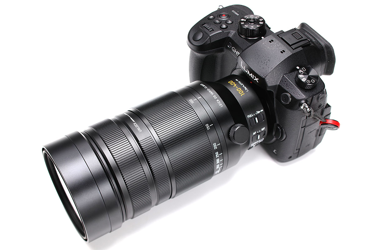 パナソニック「LEICA DG VARIO-ELMAR 100-400mm/F4.0-6.3 ASPH./POWER O.I.S.」。800mm相当の超望遠レンズですが、わりとコンパクトに携行できます。実勢価格は17万円前後。