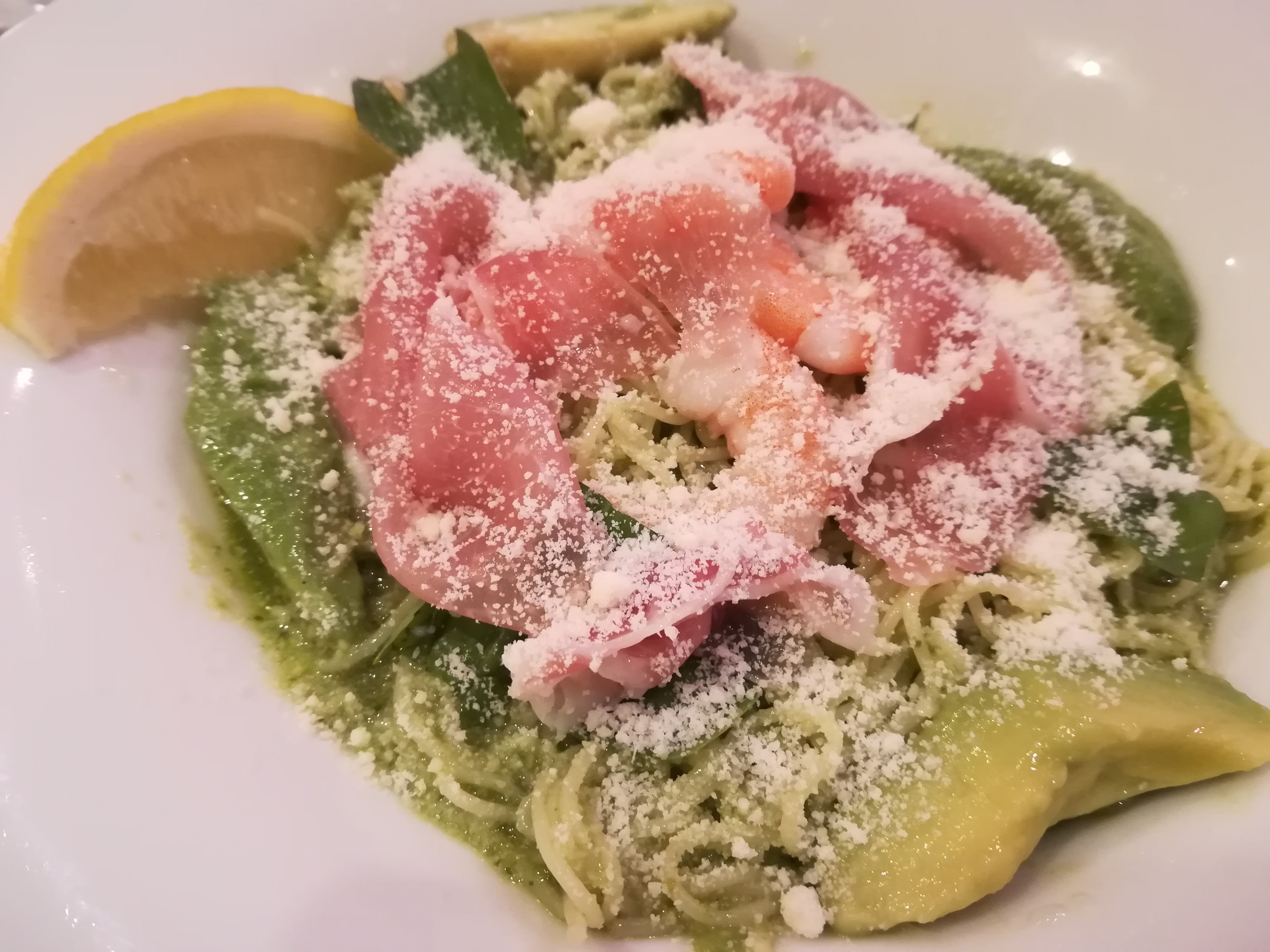 夜間の撮影サンプル