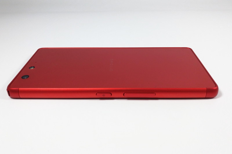 指紋認証センサーは非搭載