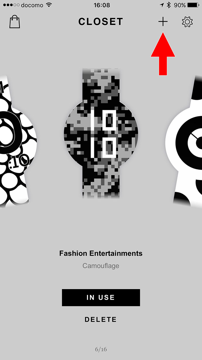 デザインの自作は「FES Closet」アプリのCLOSETから行います。画面上部の「＋」でデザイン自作開始。基本的にはスマートフォン上の写真をデザインとして利用します。ここでは撮影したキーボードの写真を使ってみました。