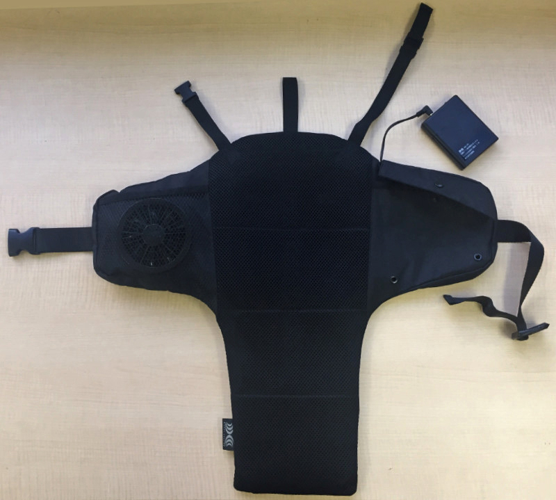 クリオネのような形の「空調リュック」