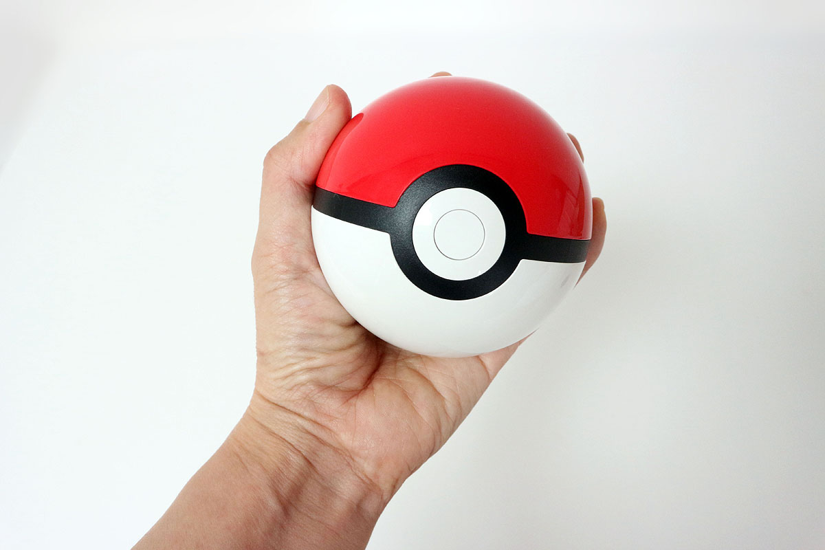 思いっきり投げたくなるが我慢