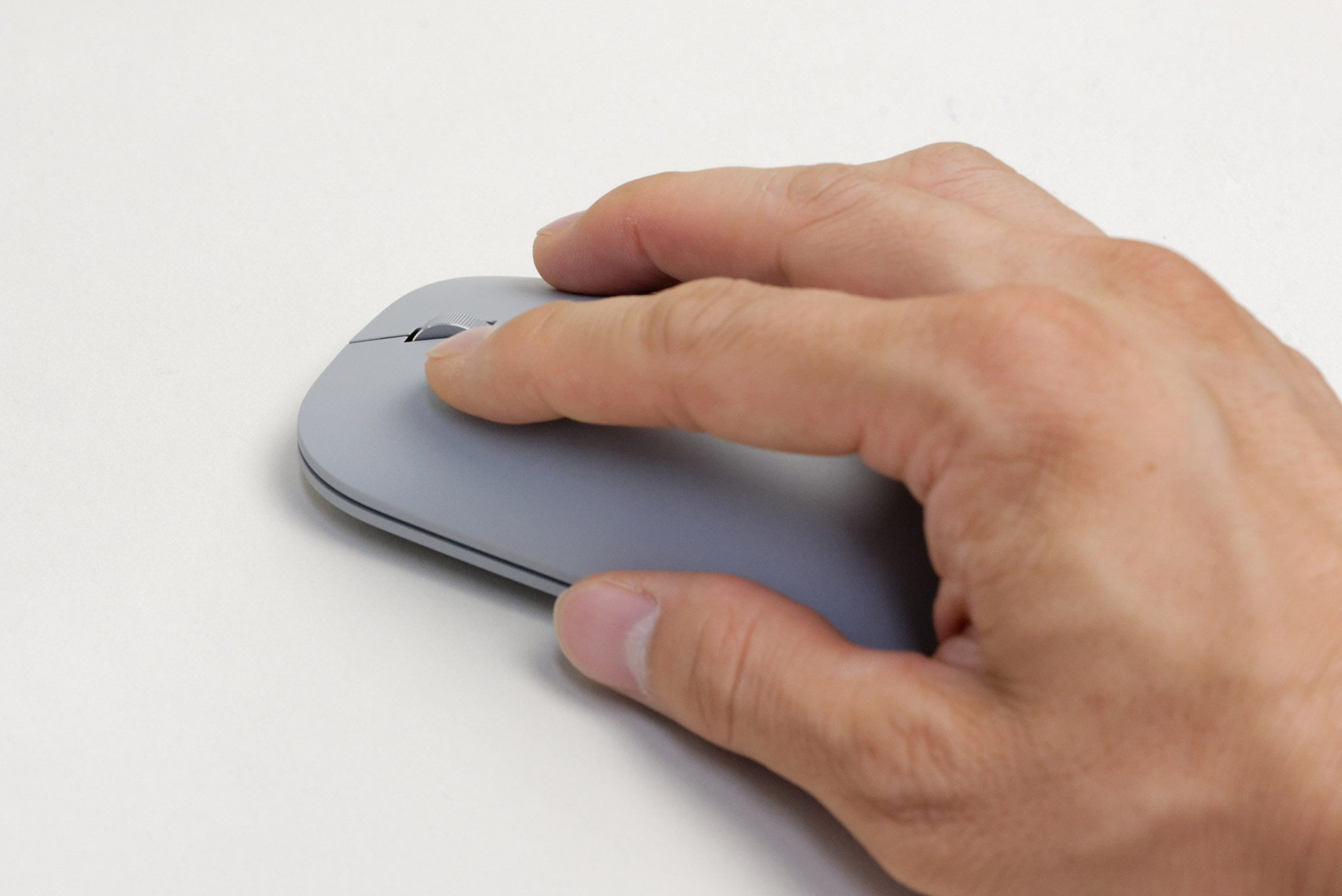 手になじむ形状