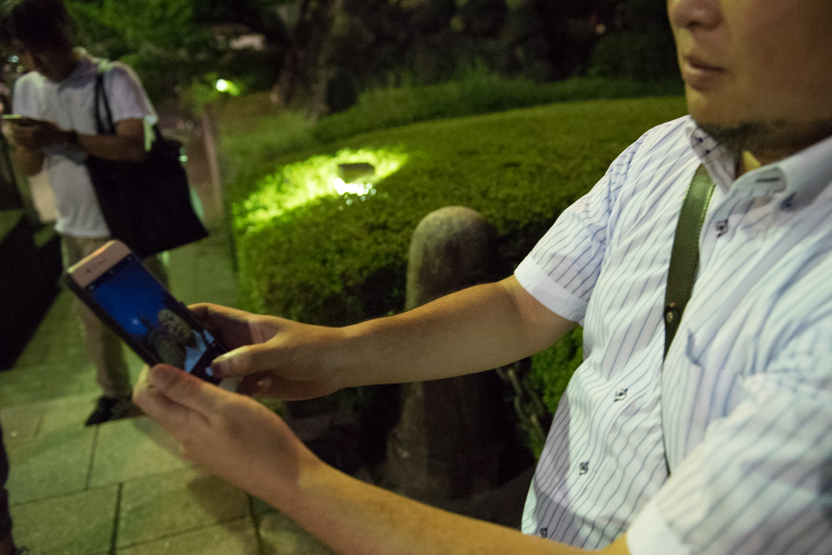 自撮りは夜間でも比較的失敗が少ない印象