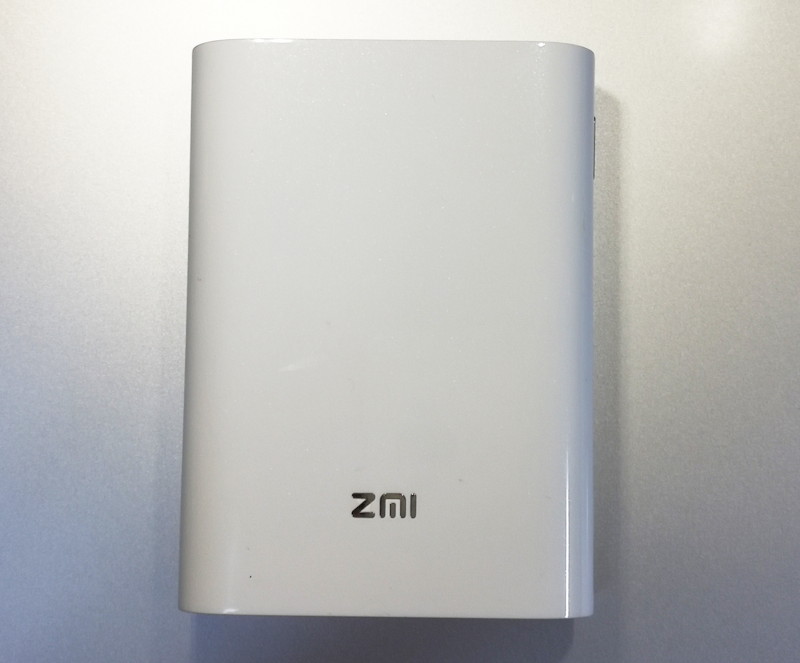 ZMI製「Battery Wi-Fi」。国内ではワイモバイルも販売している