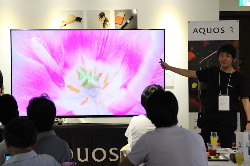 黒田氏は自身が撮影した公式作例をお手本に、シーン毎の撮影方法を紹介した