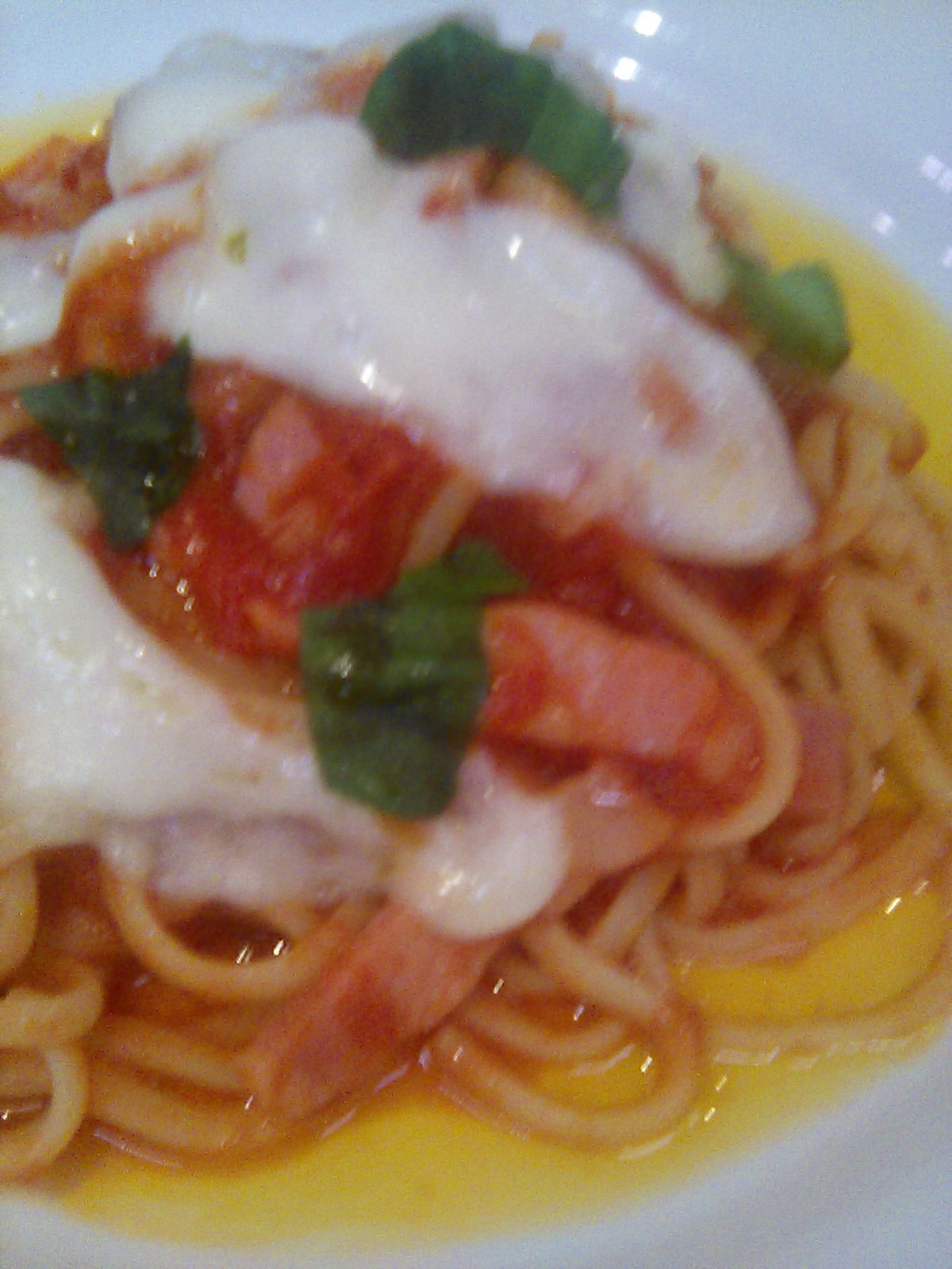 1200×1600ドット。リンク先は無加工