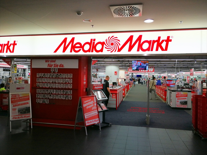 ベルリンで恒例の量販店巡り