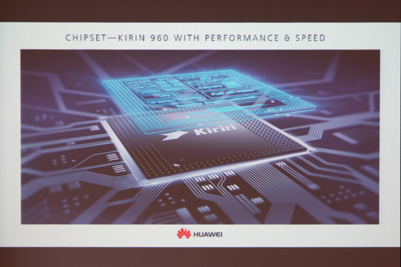 同社製スマートフォンでは子会社のハイシリコンが製造するチップセットKirinを採用。将来的には機械学習に最適化した処理が追加される可能性があるとのこと