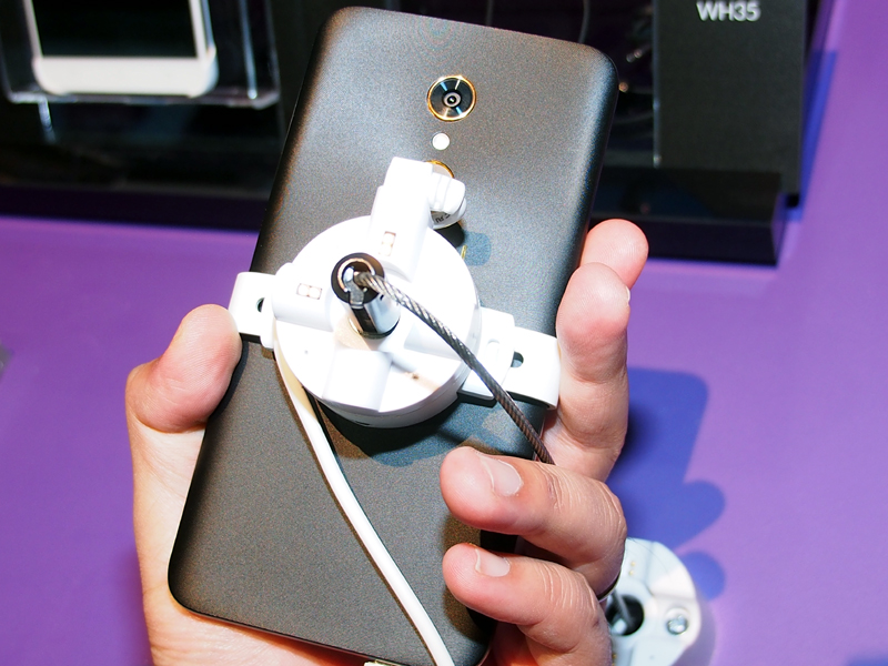 カメラは1つだけとなる