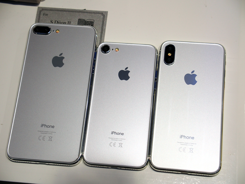 あるケースメーカーが見せてくれたモックアップ。右からiPhone 8、iPhone 7s、iPhone 7s Plusだという