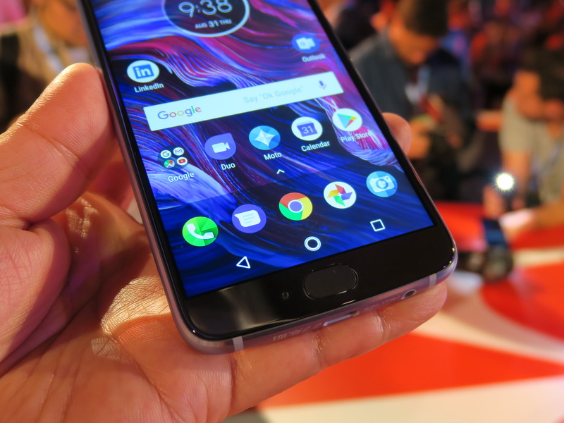 Moto Z2 PlayやMoto G5/G5 Plusなどと同じタイプの指紋認証センサーを搭載