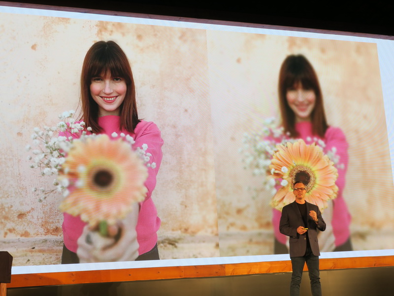 2つのカメラの視差を利用し、フォーカス位置を変えて、ボケ味のある写真を撮影できる