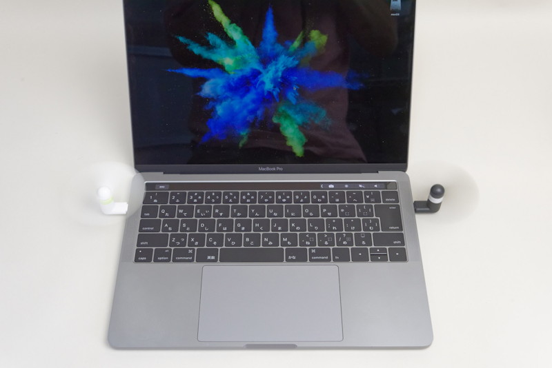 MacBook Proに装着してみた