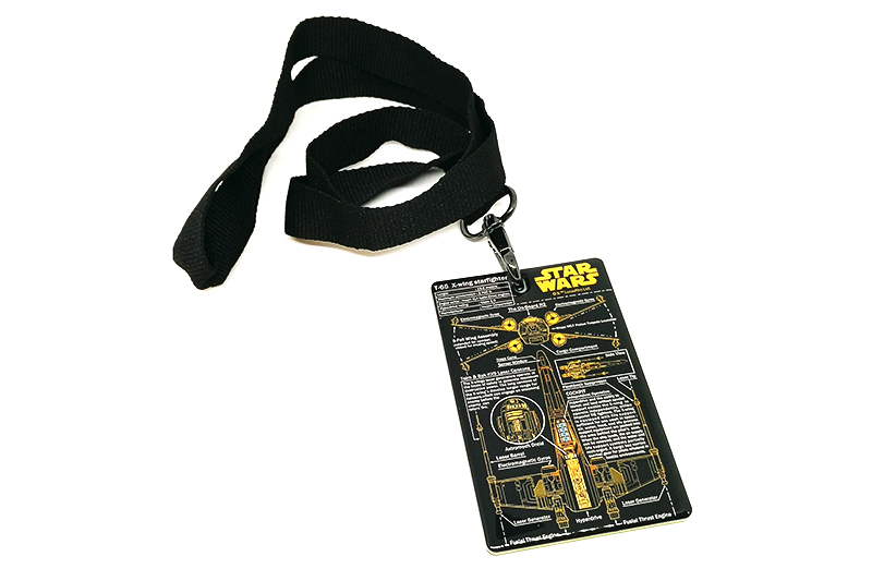 電子回路パターンと同じ技法で製作された「FLASH STAR WARS 基板アート ICカードケース（X-WING）」