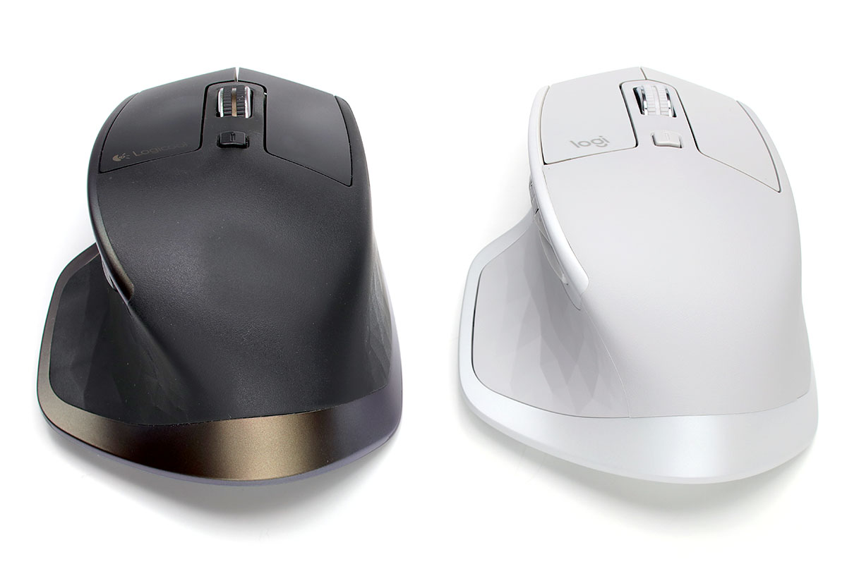 黒いのが旧ハイエンドマウス「MX Master（型番:MX2000）」で、白いのが新ハイエンドマウス「MX MASTER 2S」。カラーやロゴなどは違いますが、形状やボタン数などはほぼ同じで、ハードウェアとしてそっくりです。手にした感じもそう。純粋にマウスとしての使用感は「同じ」という印象です。