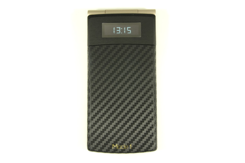 タッチパネルも搭載、テンキーと併用して操作できる