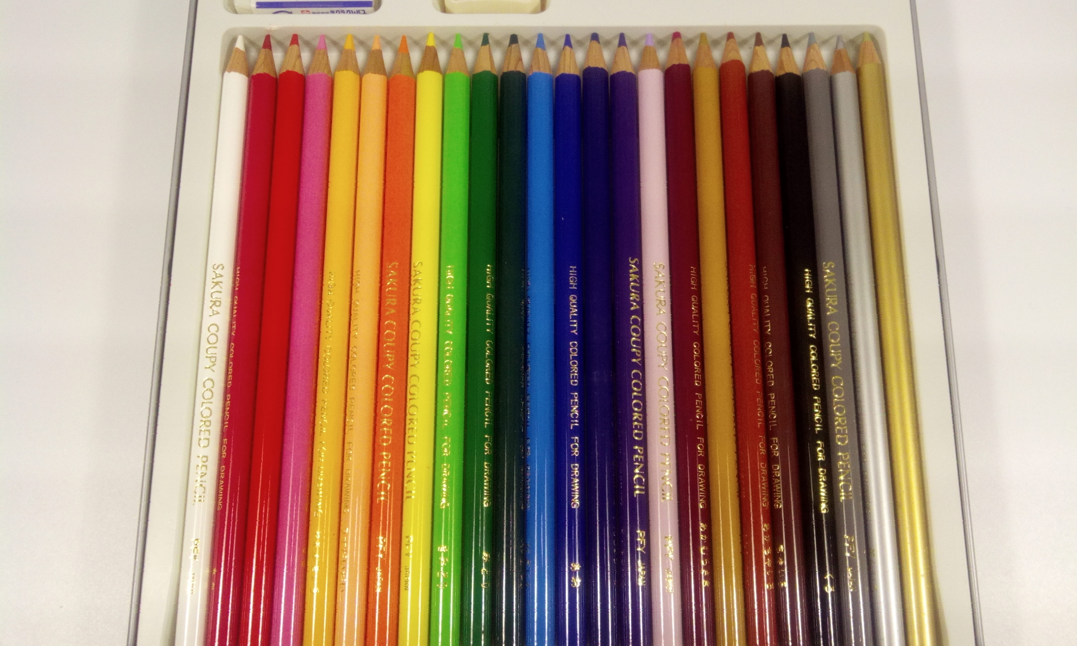 3600ドット×2160ドット。リンク先は無加工