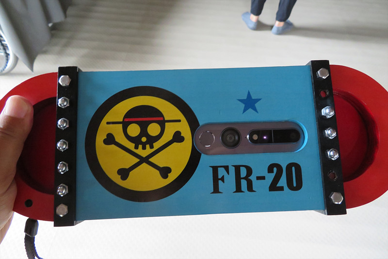 フランキーが作ったとされる木製のオリジナルバンパーで保護されている