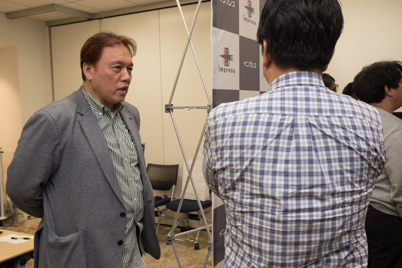 タッチアンドトライやイベント終了後には少しだが懇談の時間も