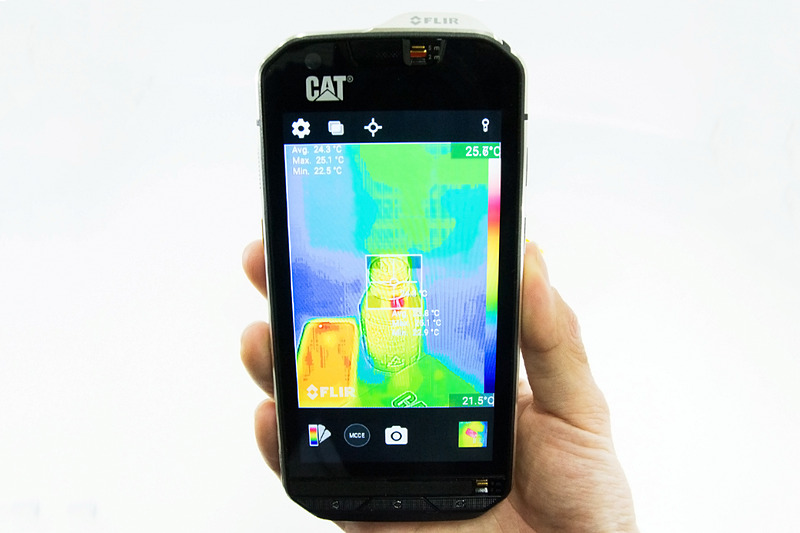 CAT S60