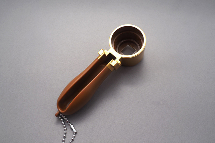 プラスチック製で、作りは価格相応