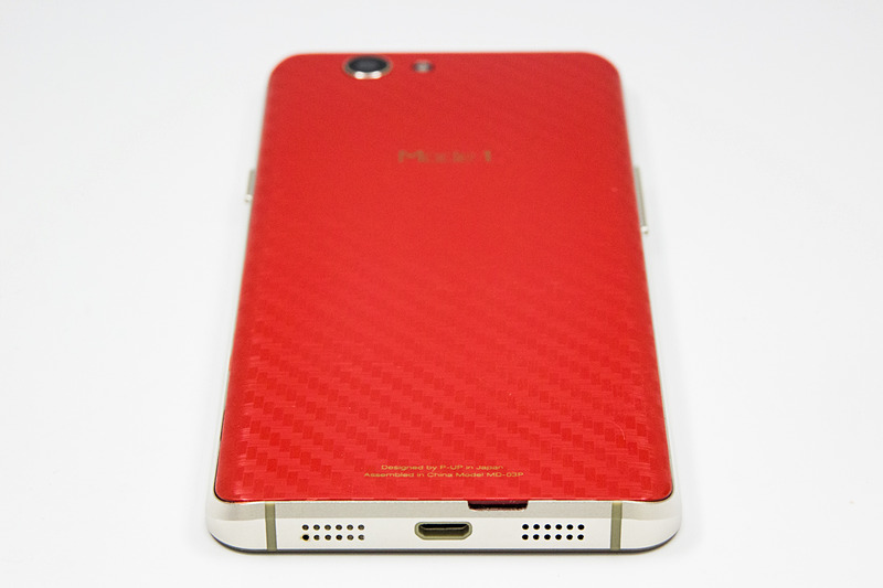 外部端子はmicroUSB