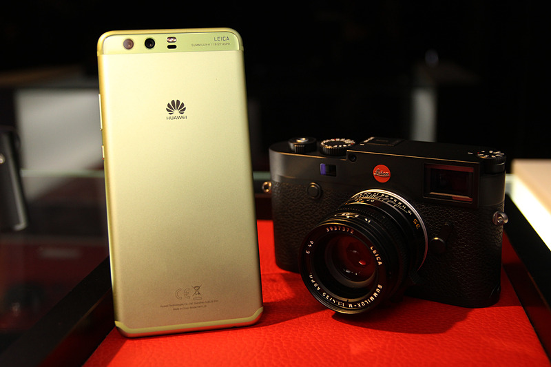 HUAWEI P10 PlusとLEICA M10		HUAWEI P10 Plus LEICA M10