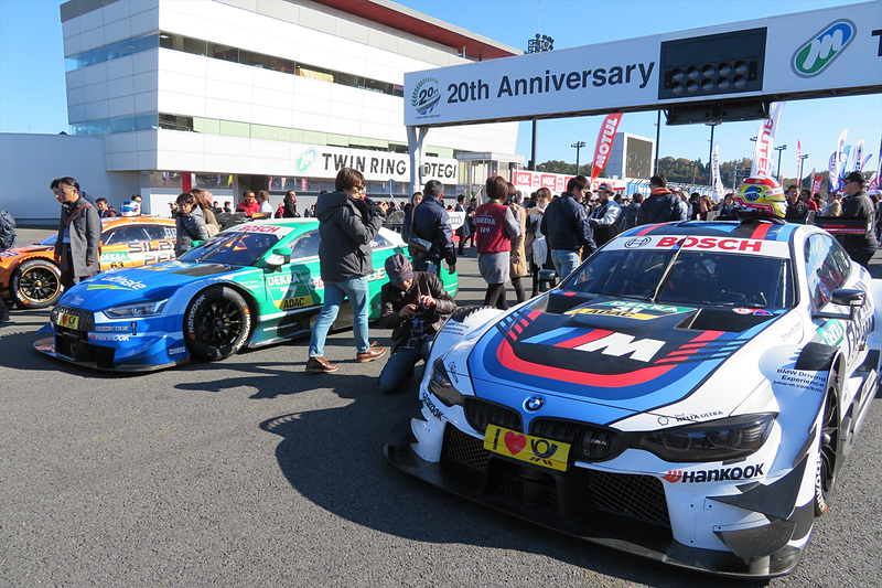 決勝前にはSUPER GTと並ぶ国際GTレースの最高峰DTMのマシンによるデモ走行も