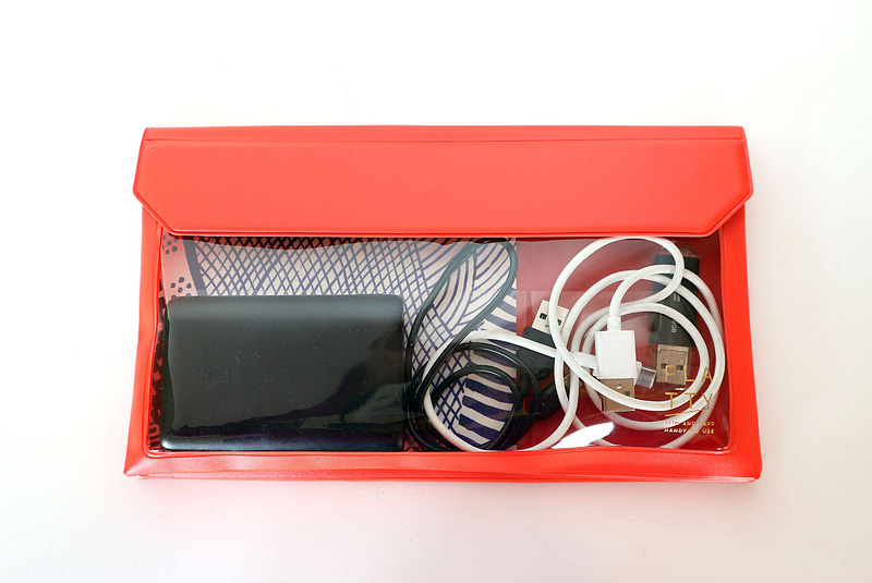 いろいろいれてもすっきり収まる。