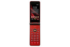 au、ワンプッシュオープンボタンで着信応答も可能な「AQUOS K SHF34