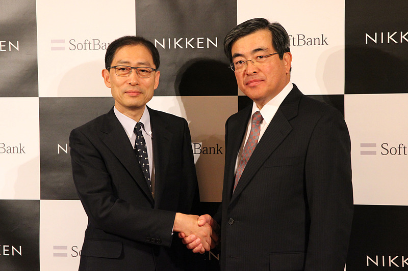 日建設計 代表取締役社長 亀井忠夫氏（左）とソフトバンク代表取締役副社長兼COO 今井康之氏