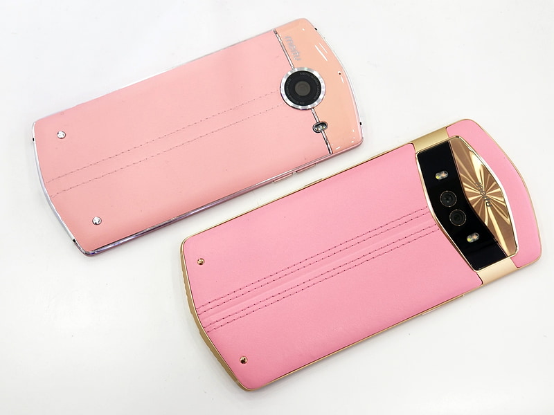 V4とV6の比較。高級感が大きく増している