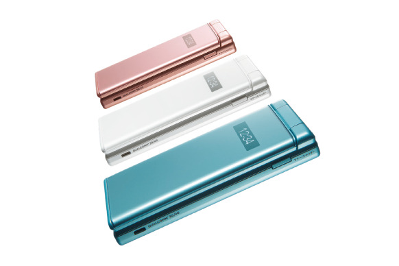 「DIGNOケータイ2 702KC」