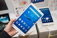 Harman/Kardonサウンド、8型ワイドUXGAのタブレット「MediaPad