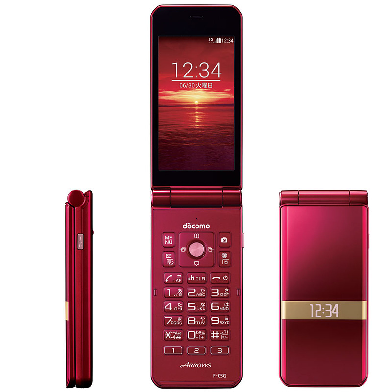 ARROWS ケータイ F-05G