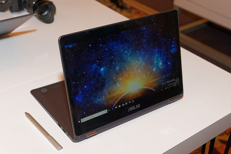 ディスプレイは折り返せる