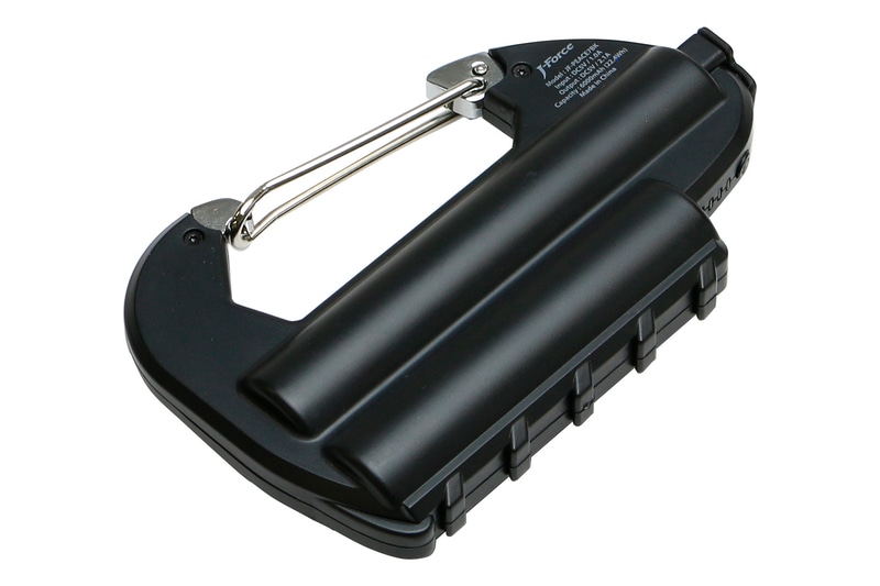 カラビナ型モバイルバッテリー「世界登山」