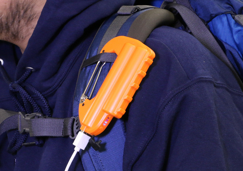 使用イメージ　※ケーブル接続中は防水に対応しない