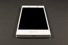 docomo MO-01ｋ ＭＯＮＯ Amazon | ZTE MONO 32GB グレーブラック MO-01K docomoロック